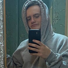Тимофей, 23, Олёкминск