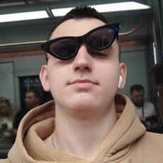 Степан, 21, Белозерск