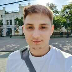 Пётр, 28, Торез