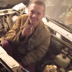 Яков, 20, Мегион