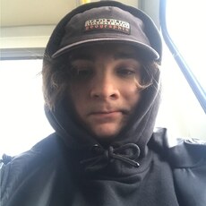Вениамин, 21, Токмак
