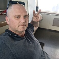 Виктор, 38, Крымск
