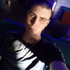 Геннадий, 26, Валуйки
