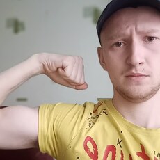 Гриша, 21, Кондрово