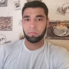 Лев, 25, Будённовск