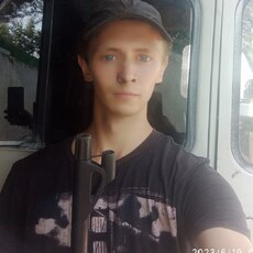 Яша, 25, Павлово
