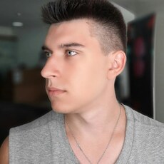 Петя, 23, Киров (Кировская область)