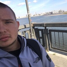 Ростик, 20, Лесной