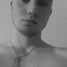 Валентин, 21, Агидель