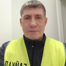 Юра, 48, Ждановка