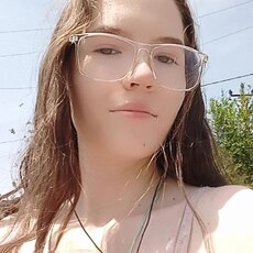 Тома, 20, Шадринск