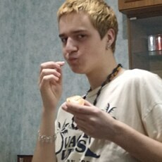 Филя, 21, Качканар