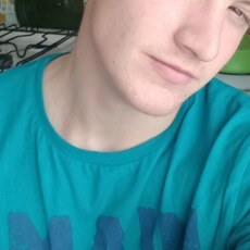 Марк, 22, Шацк