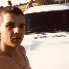 Захар, 27, Красноуральск