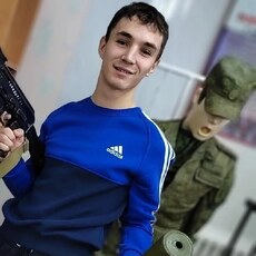 Аркаша, 21, Елец