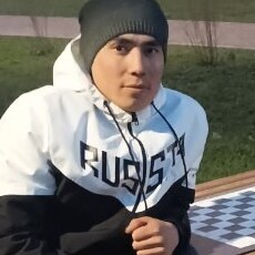 Аркадий, 26, Макарьев