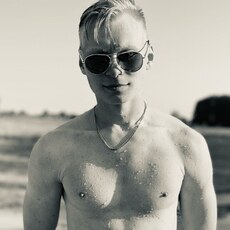 Максим, 23, Курлово