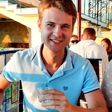 Арсений, 27, Угледар