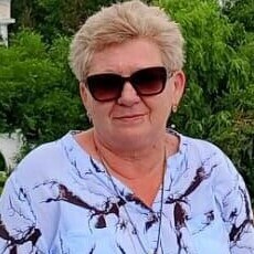 Нина, 58, Псков
