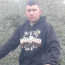 Веня, 31, Новотроицк