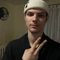 Павел, 21, Екатеринбург