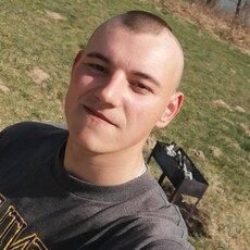 Яков, 29, Докучаевск