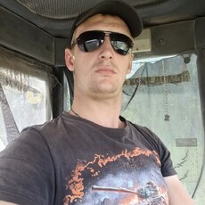 Игнат, 27, Пошехонье