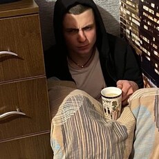 Денис, 22, Бирюсинск