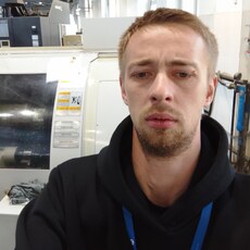 Лаврик, 32, Циолковский