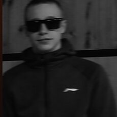 Гоша, 20, Ачинск
