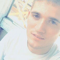 Радомир, 31, Стрежевой