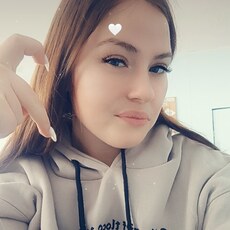 Лина, 21, Элиста