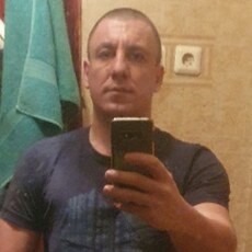 Захар, 40, Саки