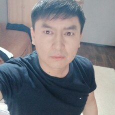 Эдик, 42, Кировское