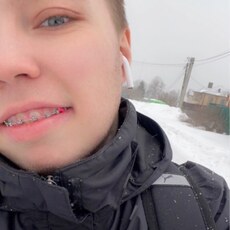 Арсений, 28, Усть-Илимск