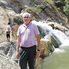 Родион, 66, Новосибирск