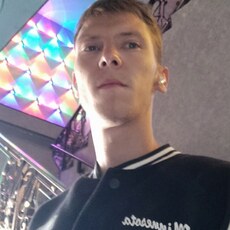 Евгений, 27, Михайловск (Свердловская область)