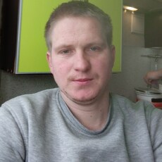 Олег, 31, Белоозёрский