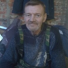 Слава, 49, Новогродовка