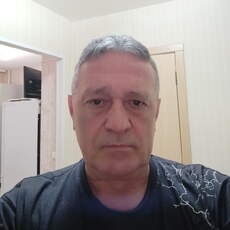 Харитон, 61, Вяземский