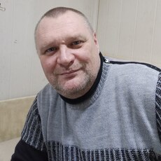 Максим, 51, Темрюк