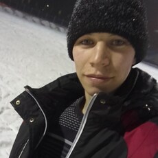Максим, 23, Ртищево