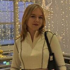 Галя, 20, Серов