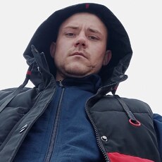 Тарас, 26, Ужур