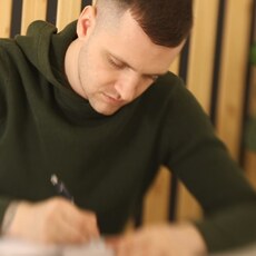 Артём, 28, Алчевск