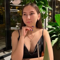 Эмма, 26, Родники