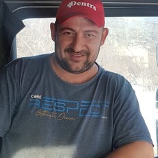 Антон, 41, Североуральск