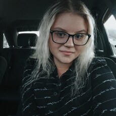 Оксана, 21, Макеевка