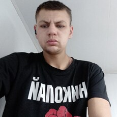 Артёмий, 25, Бакал