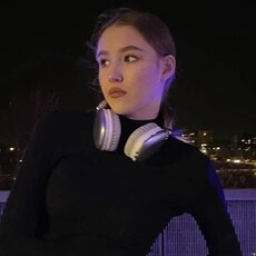 Лариса, 22, Нововоронеж